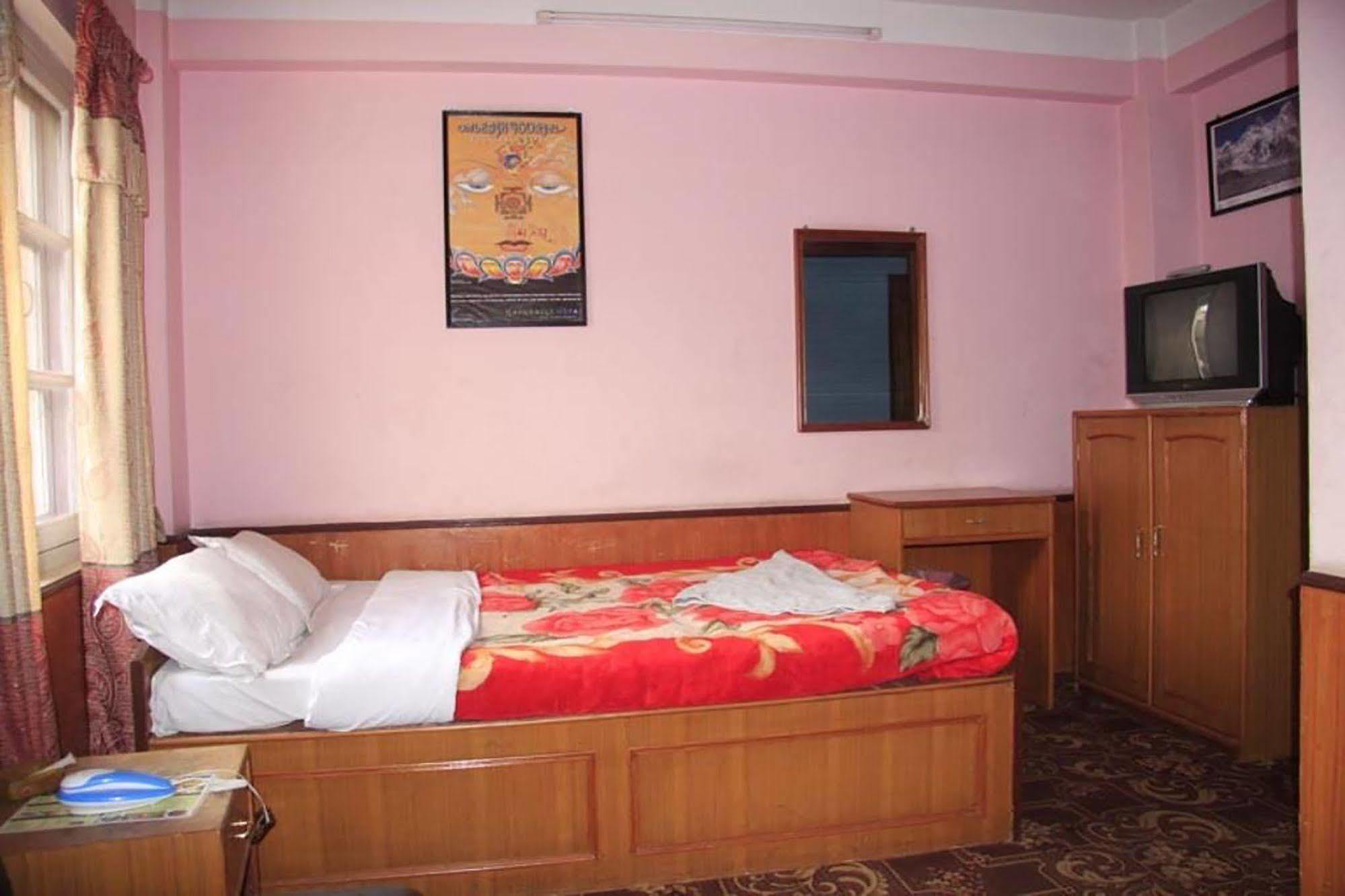 Hotel Red Rock Katmandou Extérieur photo